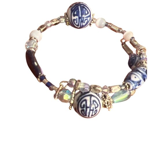 Blue White Beaded Stretch Bracelet Memory Wire Artisanal Ceramic Glass Beads - Picture 3 of 5